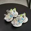 Pierwsze Walkers Sneakers Letni jesień chłopcy marka mody Casual Sports Running Trainers Dziewczyny oddychające miękkie podeszwy skarpetki Buty 231123