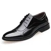 Zapatos de vestir Zapatos de cuero Oxford de negocios de lujo para hombre, zapatos de vestir formales de goma transpirables, zapatos planos de boda para oficina para hombre, calzado mocasín para hombre 231122