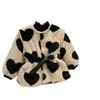 Conjuntos de roupas Meninas casaco amor frisado lã espessada vaca jaqueta quente 2023 inverno moda crianças outwear Cardigan 231123