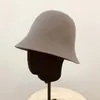 Boinas moda chapéus de lã quente cor de cor sólida, mulheres de aba plana sentiu cloche fedora chapéu ladra jogador vestido de balde clássico