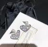 Vintage temperamentvolle Perlenohrringe, zarte und romantische hohle Damenohrringe mit vollem Diamanten, Geschenk für Paare, um ihre Liebe auszudrücken
