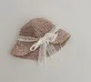 Chapeaux 202303--lele Ins ÉTÉ À La Main Crochet Papier Herbe Dentelle Ruban Bowknot Enfants Fille Soleil Seau Cap Enfants Loisirs Chapeau De Pêcheur