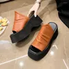 Tofflor varumärke plattform kvinnor sommar öppen tå höga klackar skor 2023 sandaler modepumpar klär oxford lady flop flops zapatos