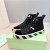 Designerskor Vulkaniserade topp Låga kvinnor Casual Shoes Round Toe Pet Vulkaniserade skor Bekväma utomhusmode Andningsbara sneakers Storlek 35-45