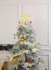 Juldekorationer Iron Glitter Powder Tree Ornaments Toppstjärnor med LED -ljuslampa för Home Xmas Trees 231124