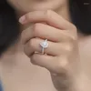 حلقات الكتلة Inbeaut 925 Silver 1 CT Cut Cut D Color Pass Test Diamond Test Moissanite mater drop على شكل حلقة في سن المراهقة هدية مجوهرات راقية