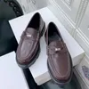 2023 vier seizoenen luie loafers Britse sandalen damesontwerper luxe leer ademend zachte zool casual sandaal dames mode ronde hoofdboon non-slip schoenen maat 40