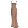 Casual Dresses Spaghetti Strap Backless Bodycon Maxi Dress Women Hösten förtjockad tyg ärmlös klubbparti Sexig lång