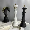수지 체스 조각 보드 게임 액세서리 국제 체스 인형 레트로 홈 장식 단순 현대 체스 맨 장식품 220211283d