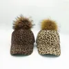 Berretti da baseball Berretto da baseball casual con stampa leopardata per adulti Donna Uomo Cappello sportivo con vera pelliccia Pompon Cappelli da camionista Gorros