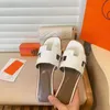 Pantoufles de créateurs femmes diapositives sandales de luxe chaussures de plage décontractées DESIGNERORIGINAL022