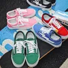 Casual vingança tempestade sapatos de lona versátil sapato de skate feminino baixo tênis clássico dos homens esportes mulher formadores 35-44