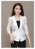 Costumes de costume féminin veste de costume en dentelle pour les femmes 2023 printemps été coréen fashion blazers tempérament loisir mi-manche bleizer de Mujer