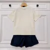 23ss ベビーセット子供セット子供トラックスーツキッズデザイナー服男の子レターロゴプリント半袖 tシャツ弾性ウエスト刺繍ビーチパンツスーツベビー服