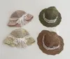 Chapeaux 202303--lele Ins ÉTÉ À La Main Crochet Papier Herbe Dentelle Ruban Bowknot Enfants Fille Soleil Seau Cap Enfants Loisirs Chapeau De Pêcheur