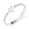 Bangle Cute Style Fashion Exquisite Clear Zircon Paved Love Heart Design For Women Bride Wedding Female Jewellery