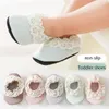 First Walkers For Children Lace Baby Bottom Soft Floor Toddler Mesh Shoes Calzini estivi e non primaverili prematuri