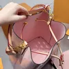 Tasarımcı Kadınlar Neonoe Drawstring Buck Omuz Çantası Fransa Lüks Marka L Patent Deri Monogramlar Kabartma Crossbody Çantalar Leydi Ayarlanabilir Kayışlar Çantalar