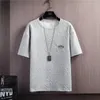 Survêtements pour hommes T-shirt d'été shorts ensemble 2 pièces de survêtement blanc lettres 3D pour hommes vêtements de rue rétro motif créatif ensemble de tenue courte pour hommes 230424
