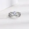 Кольцо с искусственным кристаллом для женщин, модное элегантное высококачественное кольцо на палец серебристого и золотого цвета, очаровательные ювелирные изделия, подарки, декор
