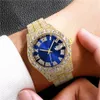 Andra klockor hiphop iced out watch for Men full aaa diamant runt lyxiga kvartsmän klockor silver guld relogio masculino dropp 231123