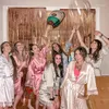 Kadınların Pijama Kişiselleştirilmiş Nedime Cüppeleri Gelinlik Elbise Yeşillik Çiçek Gelin Saten Dantel Detay Partisi