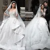 Abiti da sposa di lusso con gonna a balze e abiti da sposa per donna 2024 Paillettes lucide con scollo a cuore Abito da sposa sexy su misura