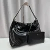 24C Bolso de hombro para mujer de moda 45c 22 Bolsa de basura Cuero Diamante Cuadros Oro Plata Hardware Hebilla de metal Bolso de lujo Matelasse Cadena Bolso cruzado Bolsas de compras