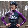 Ankomst Liv Winter Women Cycling Thermal Fleece Jackets Professional Team långärmad cykeltröja sportkläder Unorme Maillot 22022210n
