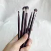 Makeup Borstes Hourglas Eye Shadow Makeup Brush Set Deluxe Shadow Blend Form Contour Highlight Eyebrow Concealer Liner Makeup Brush Set 231124