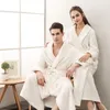 Vêtements de nuit pour femmes Femmes Extra Long Thermique Jacquard Flanelle Peignoir Hiver Chaud Plus Taille Robe De Bain Enceinte Robe De Chambre Hommes