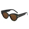 Occhiali da sole Donna Cat Eye Fashion Designer Lady Punti specchio femminile Occhiali da sole per lunette Femme Nero