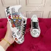 Ny 2023 designer casual skor äkta läder vit graffiti sneakers mode diamant smycken dekoration skateboard skor män kvinnor FD230502