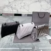 Bolso cruzado ligero de diseñador plateado para mujer, bolsos informales medianos de alta calidad, bolsos de fin de semana