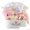 Подарки на память детское двухстороннее хлопковое одеяло Born Milestones Cards Cloghet Rattle Toy Bath Set Подарочная коробка Pography Prop Подарок на рождение 231026 Ot3Di