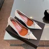 Mujer Sandalias Deigner Amina Muaddi Lupita Gla Zapatilla PVC Begum Sling Tranparent Plexi Tacón Punta Puntiaguda Zapato Starbut Embellihed Broche Negro Nappa