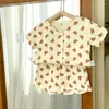 Roupas conjuntos de roupas infantil de verão fino caseiro conjunto meninos confortáveis ​​camiseta solteira infantil partoon tops tops soltos shorts de algodão fofo fofo