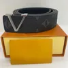 2024 V-riemen heren Desinger-riem Leermode Damesaccessoires Luxe Letter tailleband Grote gouden gesp Hoge kwaliteit Casual zakelijke riem met doos AAAAA208