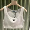 Moda Mulheres Tanque Designer Colete Camisa Mulheres Algodão Slim Fit Sexy Branco Camis Top Triângulo Logotipo Curto Esportes Aberto Umbigo Coletes Tees Mulheres Camis