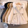 Parkas pour femmes 2023 Mode Femmes Veste d'hiver Grand col de fourrure Manteau long à capuche chaud Doublure en laine Femme Vêtements de neige Parka rembourrée 231123