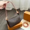 Kudde designer axel tillbehör väskor klassiska messenger väskor crossbody luxy handväskor shopping klaffar kedja hasp designer plånböcker mynt handväska m40712