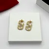 Créateur de mode femme boucles d'oreilles breloques V boucle d'oreille perle Orecchini luxe Vlogo métal diamant boucle d'oreille bijoux or grand cerceau femmes Ohrringe dfg67