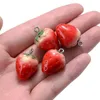 Charmes 10 pcs/pack Grand Et Petit 3D Fraise Fruit Résine Pendentif Boucle D'oreille DIY Mode Bijoux Accessoires