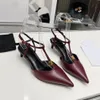 Elegant spetsiga slingbacks casual läder 5 cm hög häl sandaler klassisk ankel remmen lyx designer skor mode kvinnor fest klänning sko