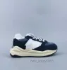 Kids Shoes NB Designer 574 Boys Sport Sneaker Toddlers Girls Youth Kid Kid الأطفال الرضع خطاف حلقة المدربين الأطفال