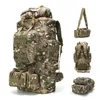 この戦術的なハイキングバックパックには、ショルダーバッグとして使用できる独立したベルトバッグがあります