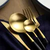 Conjuntos de utensílios de jantar 24 PCs Western Black Gold Calheres de ouro