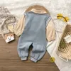 Rompers Autumn Baby Boy Romper långa ärmar Blue Apricot Patchwork Bowtie Slå ner krage Jumpsuit Spädbarn Gentleman kläder E2205 231124