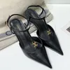 2024 High Heels Dress Shoes Sandals Sandal Designer Luxury Embroidery Leather Flat Buckle Ladies Metal Letters Work Wedding Party Fashion Womens