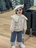 Jackets Girl Coat Cardigan Children Clothing 2023 Winter Korean Sweet Big Lapel Floral Clip Cotton Padded Doll Collar